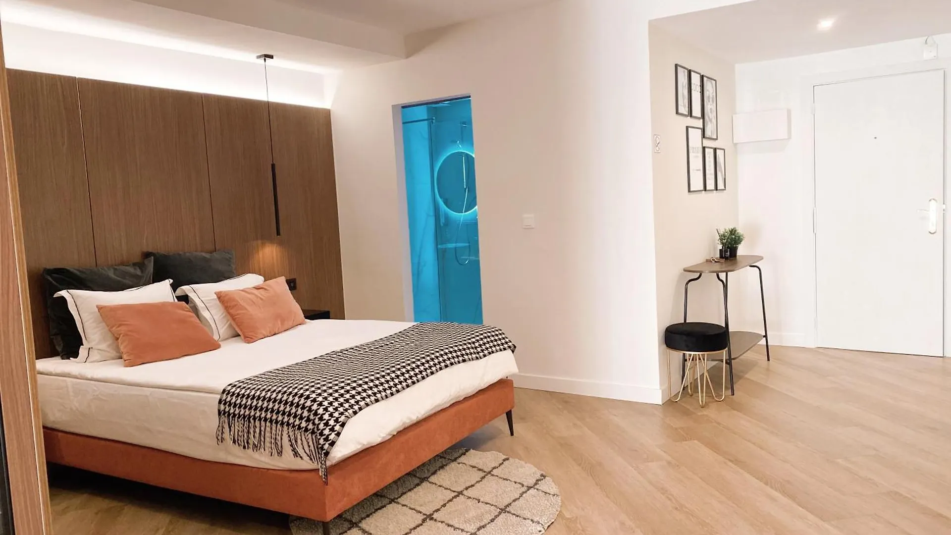 Zeus Apartment Torremolinos