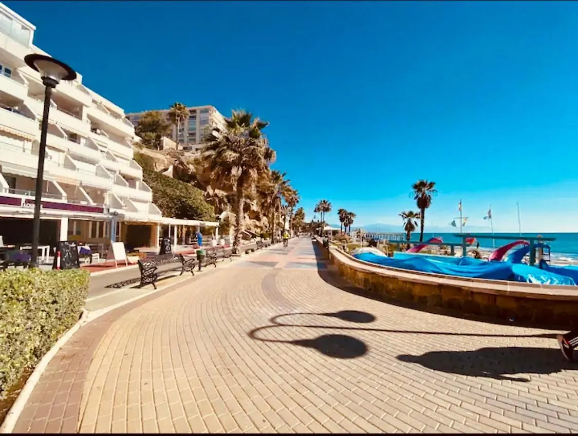 Zeus Apartment Torremolinos